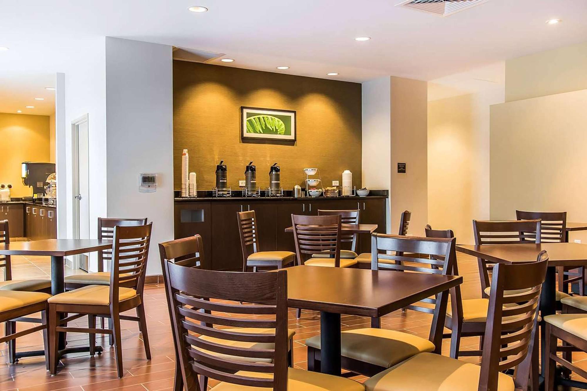 Hotel Wingate By Wyndham Jonesboro Hodge Esterno foto