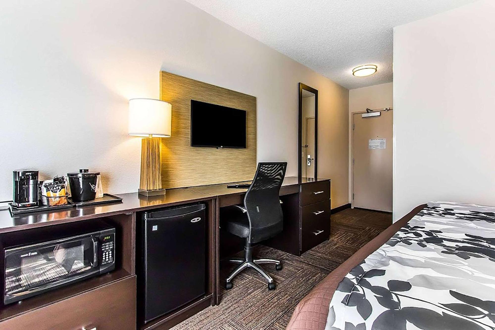 Hotel Wingate By Wyndham Jonesboro Hodge Esterno foto