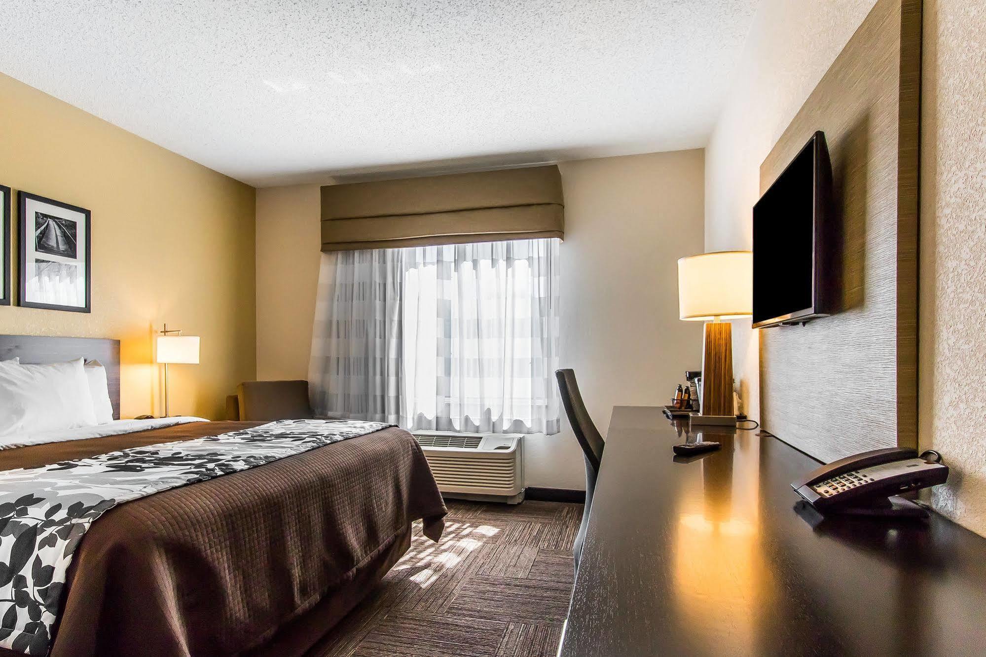 Hotel Wingate By Wyndham Jonesboro Hodge Esterno foto