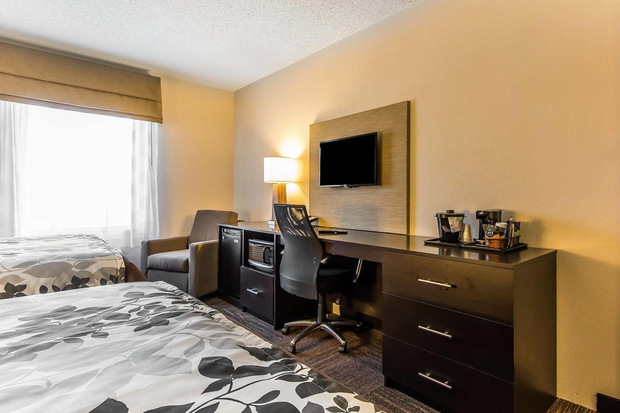 Hotel Wingate By Wyndham Jonesboro Hodge Esterno foto